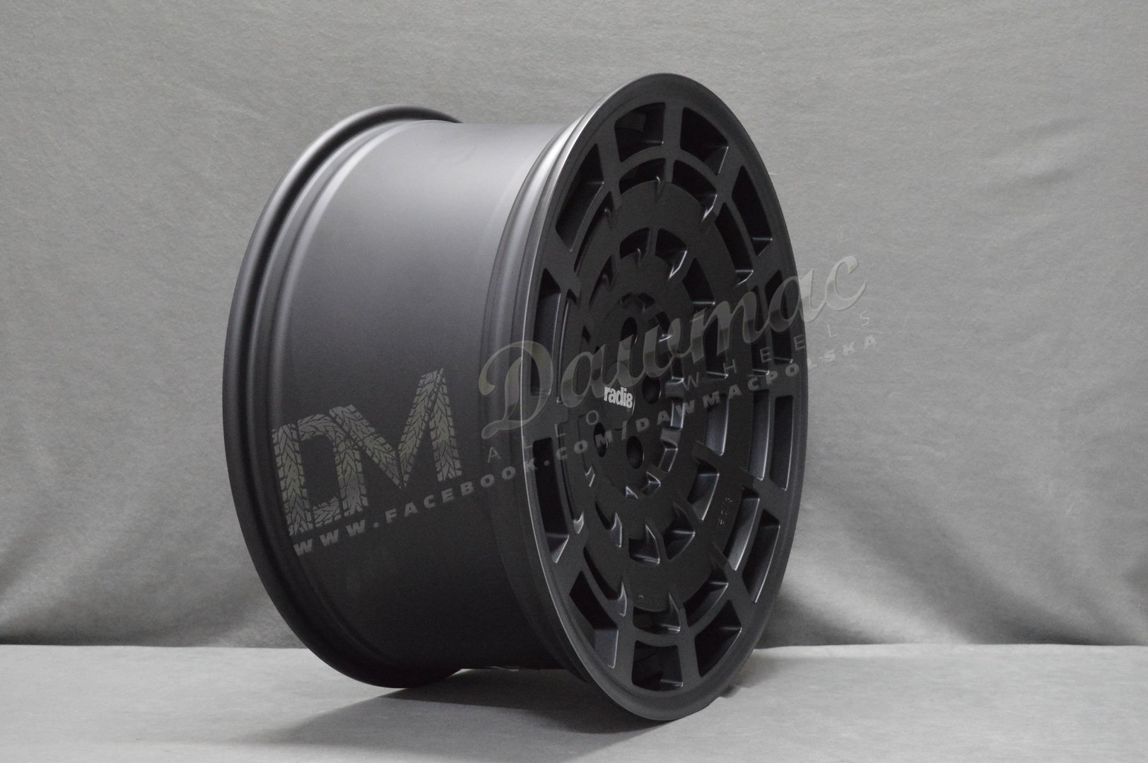 Radi8 R8-SD11 19" 8,5J ET45 + 10J ET42 5x112 Dark Mist - obrazek 4