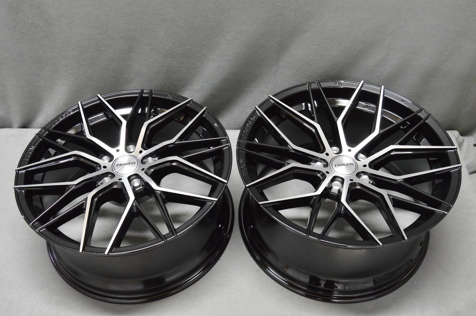 Riviera RF101 21" 9J ET15-45 BLANK Black Polished - obrazek 6