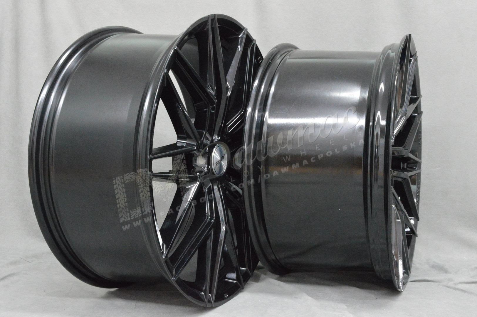 Riviera RF101 21" 9J ET15-45 BLANK Gloss Black - obrazek 4