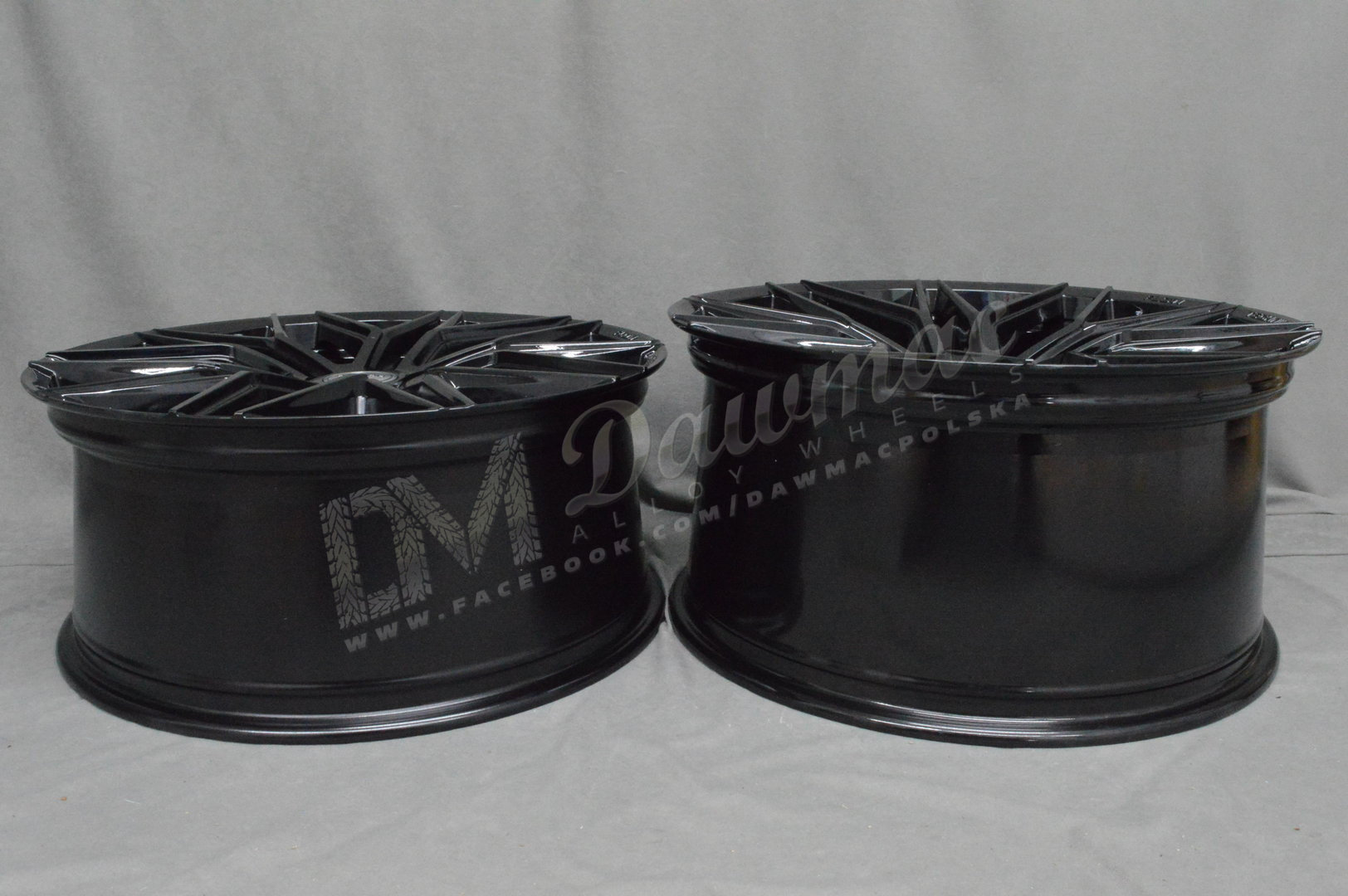 Riviera RF101 21" 9J ET15-45 BLANK Gloss Black - obrazek 7