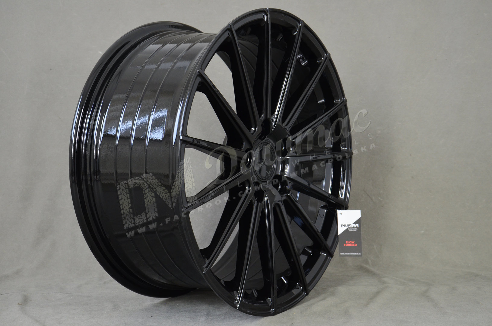 Riviera RF105 20" 10J Gloss Black - obrazek 4