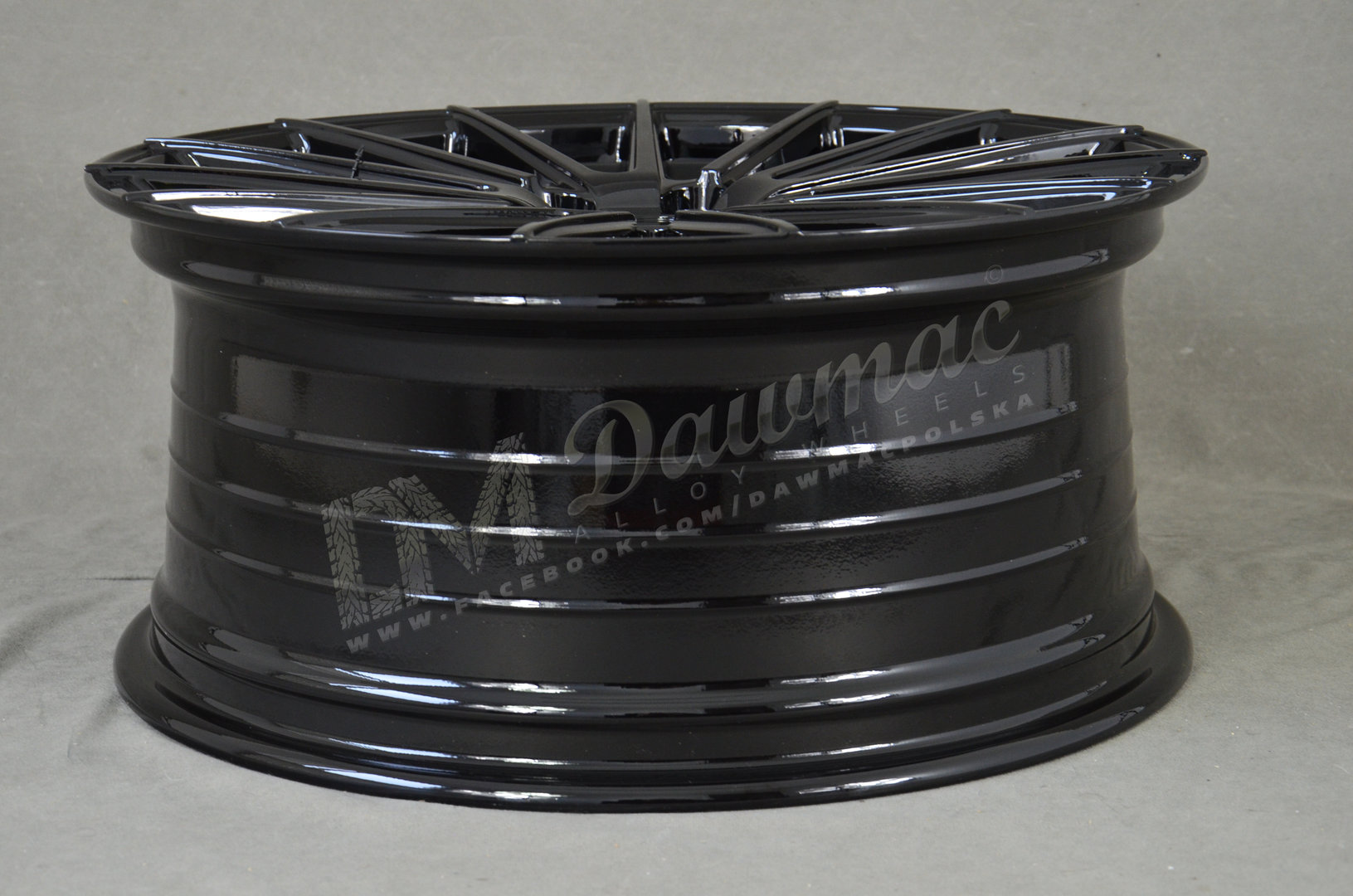 Riviera RF105 20" 10J Gloss Black - obrazek 6