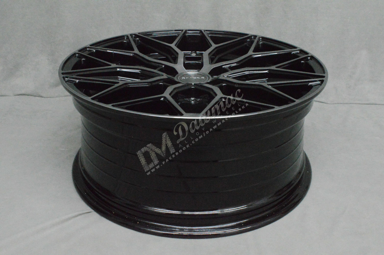 Riviera RF108 21" 9J ET30 5x120 Black Polished Dark Tint - obrazek 7