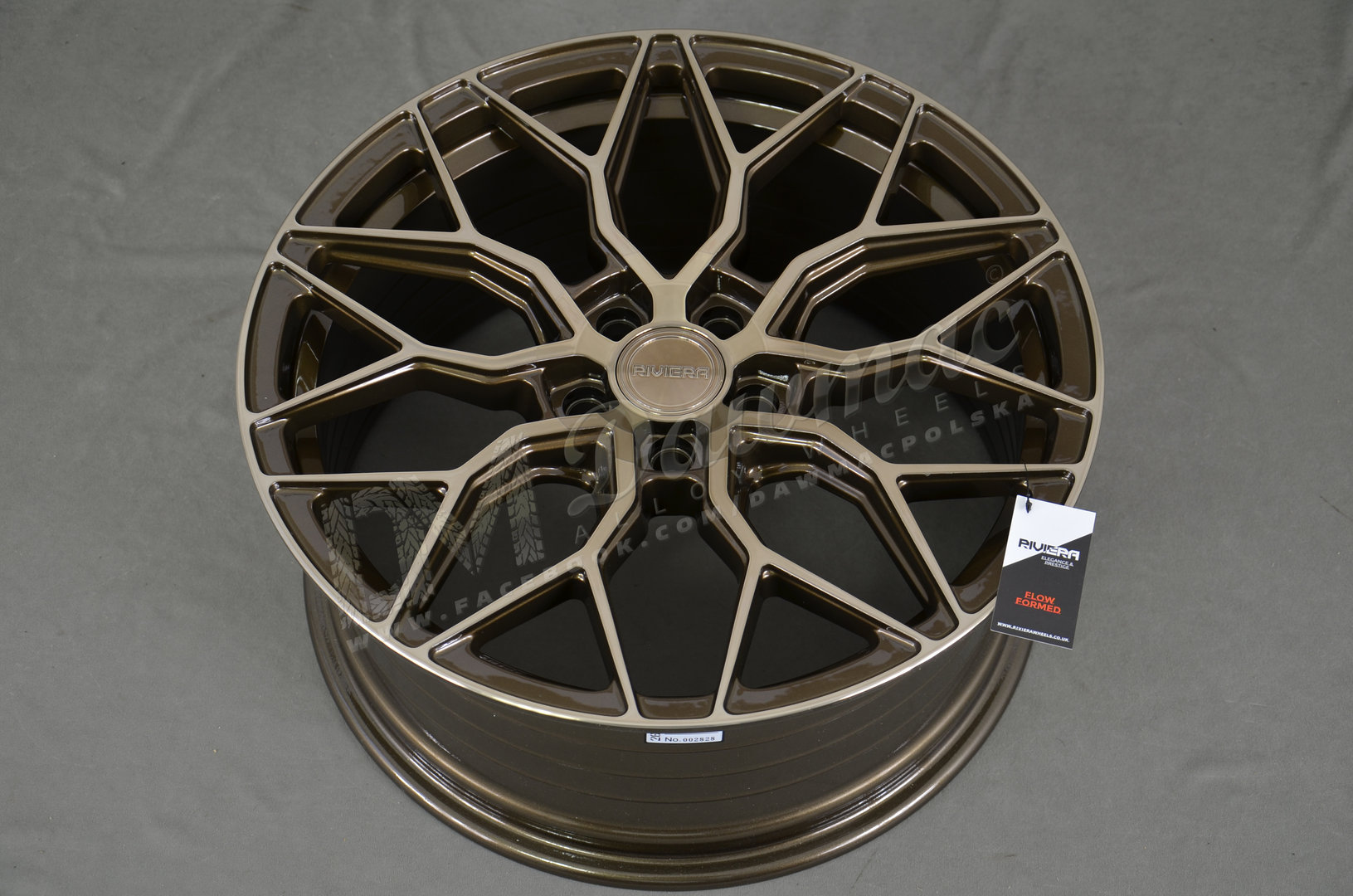 Riviera RF108 22" 9J ET15-45 BLANK Bronze Double Dark Tint - obrazek 5