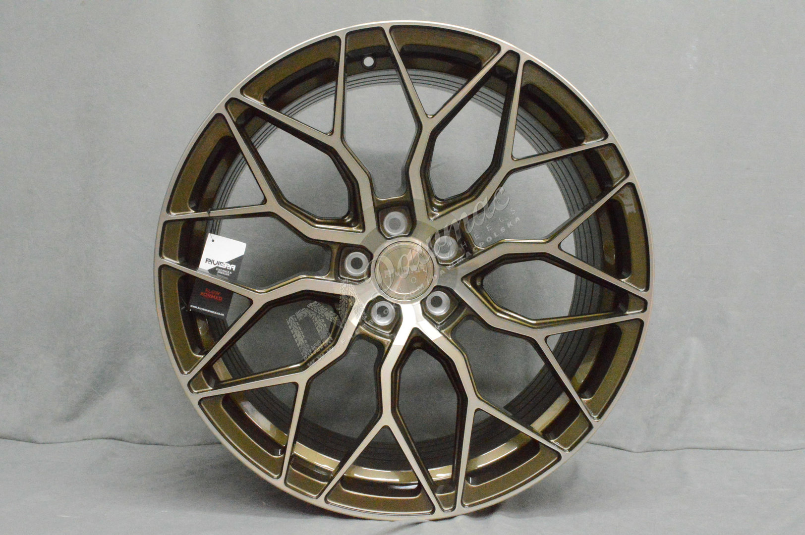 Riviera RF108 22" 9J ET35 5x120 Bronze Double Dark Tint - obrazek 2