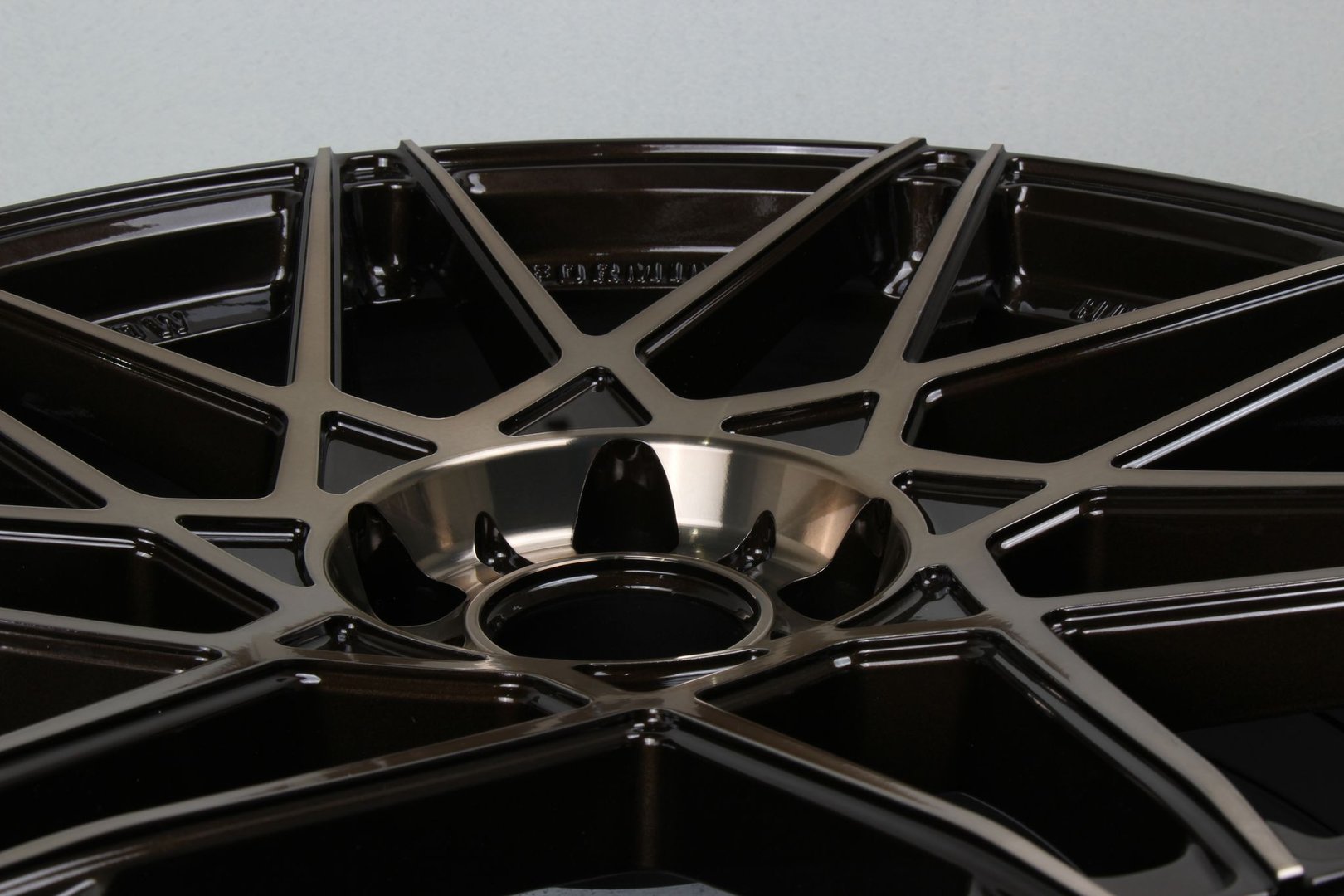 Riviera RF2 19" 9,5J ET42 5x112 Bronze Double Dark Tint - obrazek 10