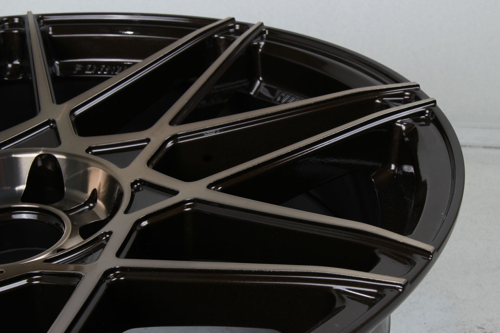 Riviera RF2 19" 9,5J ET42 5x112 Bronze Double Dark Tint - obrazek 12