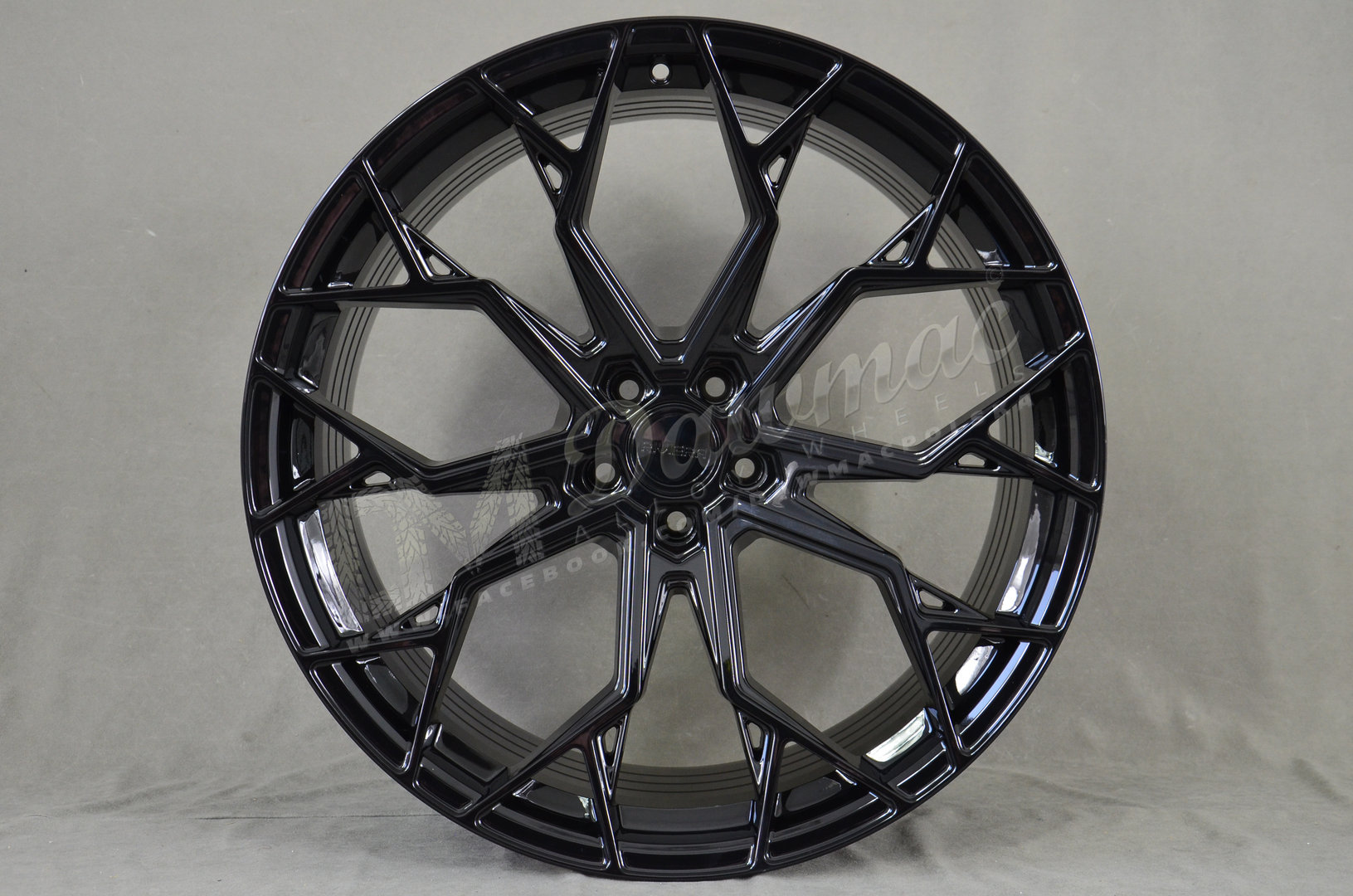 Riviera RF5 22" 10,5J ET20-45 BLANK Gloss Black - obrazek 2