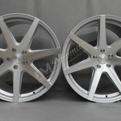 Riviera RV177 20" 10,5J ET40 5x120 Silver Polished