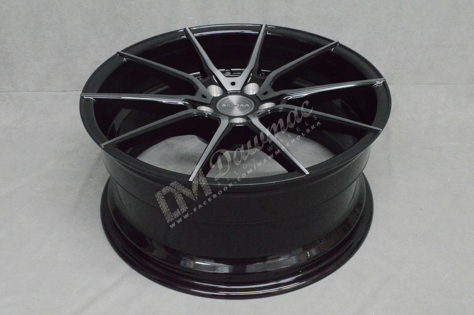 Riviera RV193 20" 8.5J Black Polished Dark Tint - obrazek 5