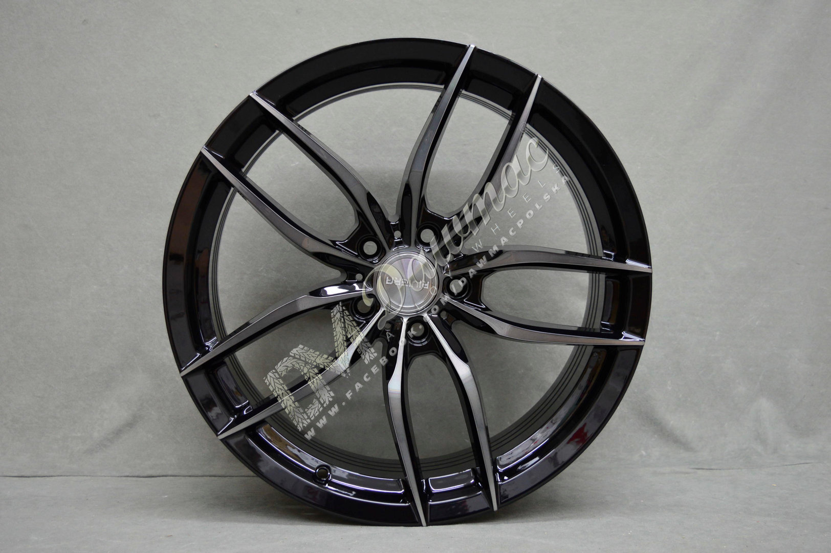 Riviera RV195 19'' 8,5J ET45 5x112 Black Polish Dark Tint - obrazek 2