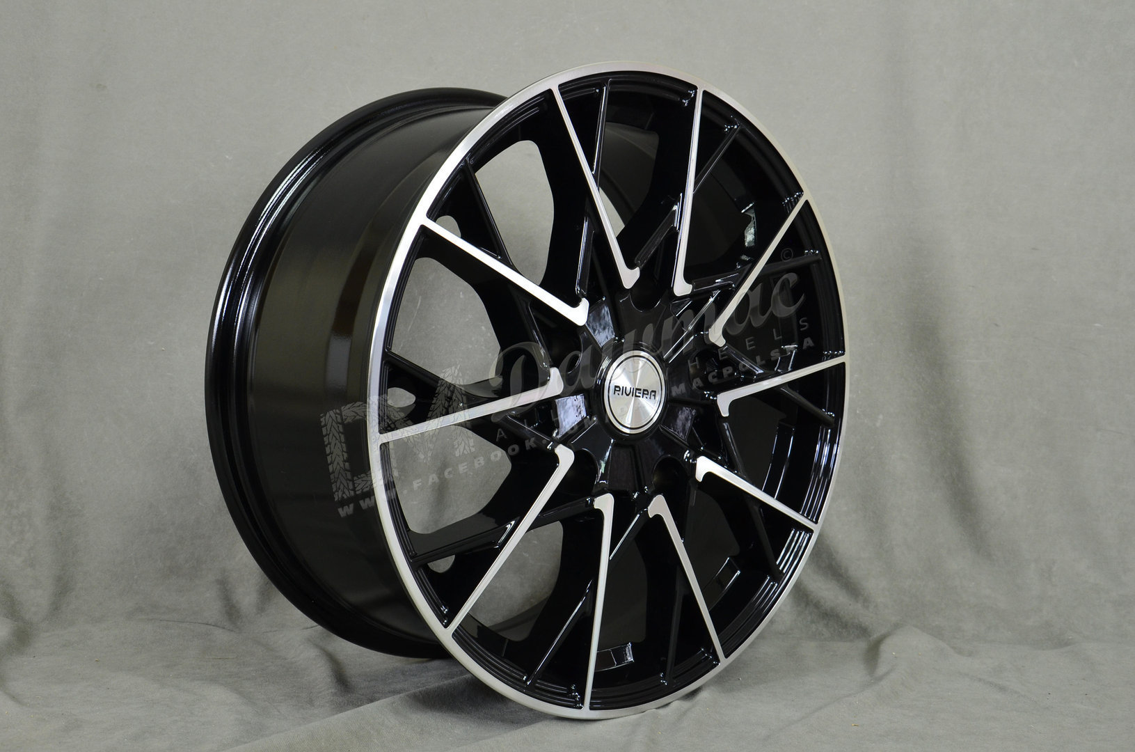 Riviera RV197 18" 8J ET42 BLANK Black Polished - obrazek 3