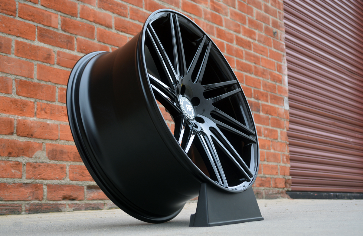 Road Force RF11.1 22" 10,5J ET38 5x112 Gloss Black - obrazek 4