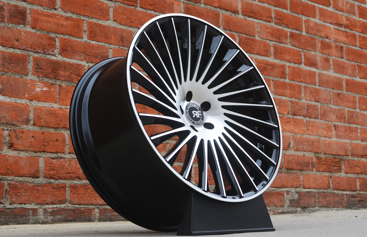 Road Force RF23 22" 10,5J ET38 5x112 Black Machined Face - obrazek 4