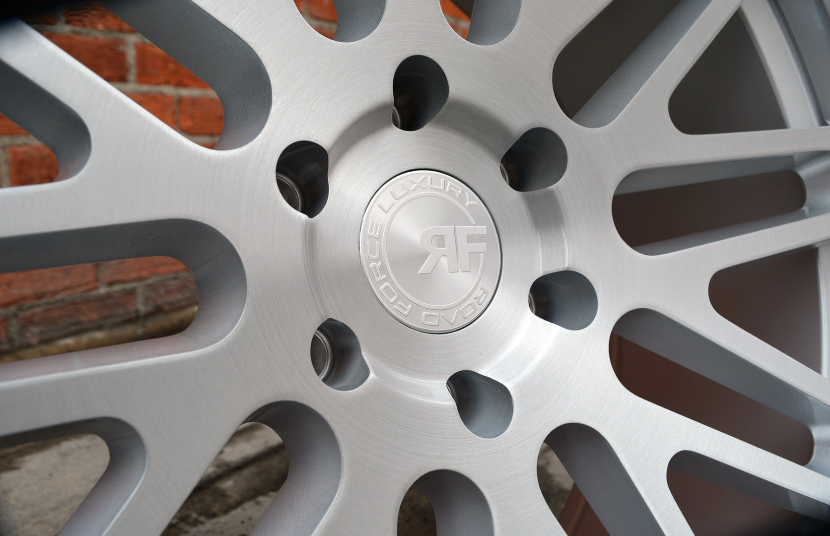 Road Force RF24 24" 10J ET30 5x130 Brush Silver - obrazek 4