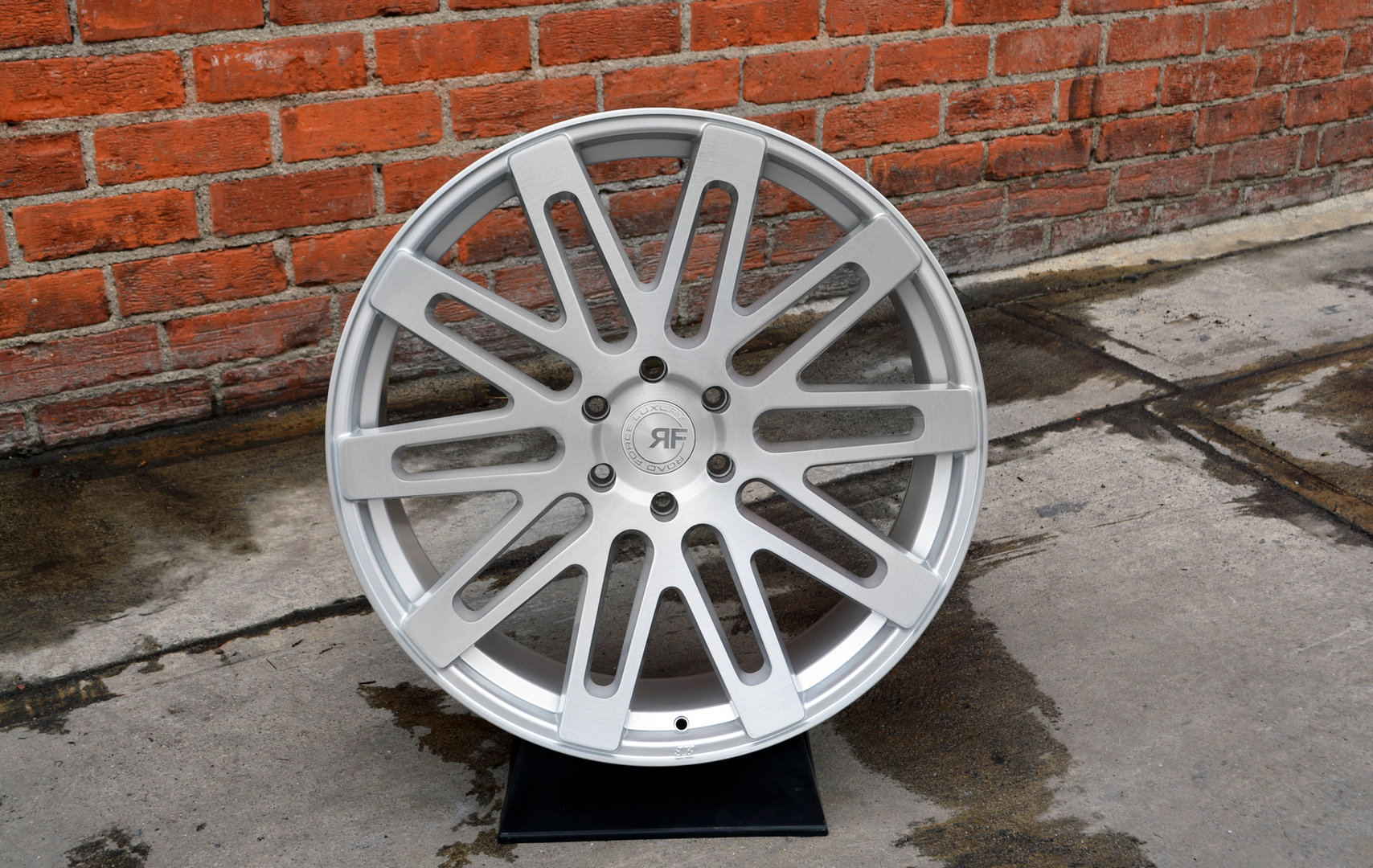 Road Force RF24 24" 10J ET30 5x130 Brush Silver - obrazek 6