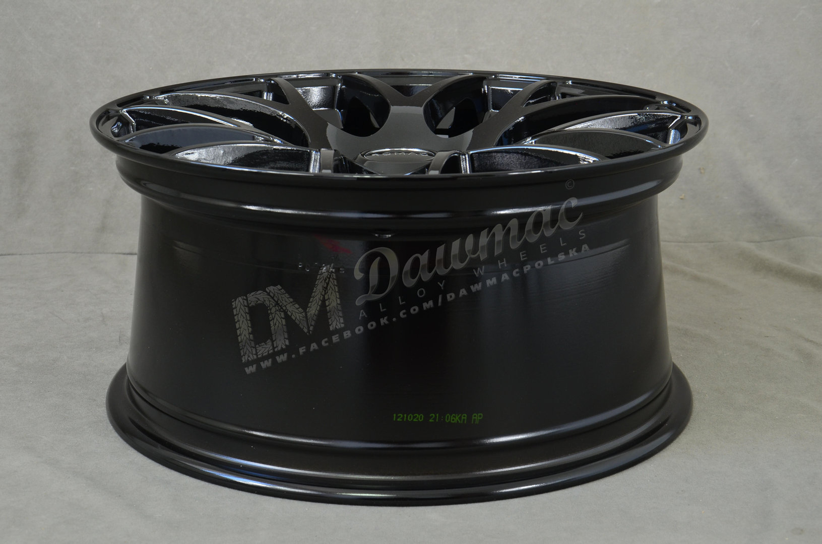 Romac Radium 18" 8,5J ET37 5x120 Gloss Black - obrazek 7