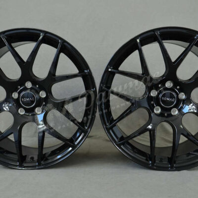 Romac Radium 19" 8,5J ET45 + 9,5J ET45 5x112 Gloss Black