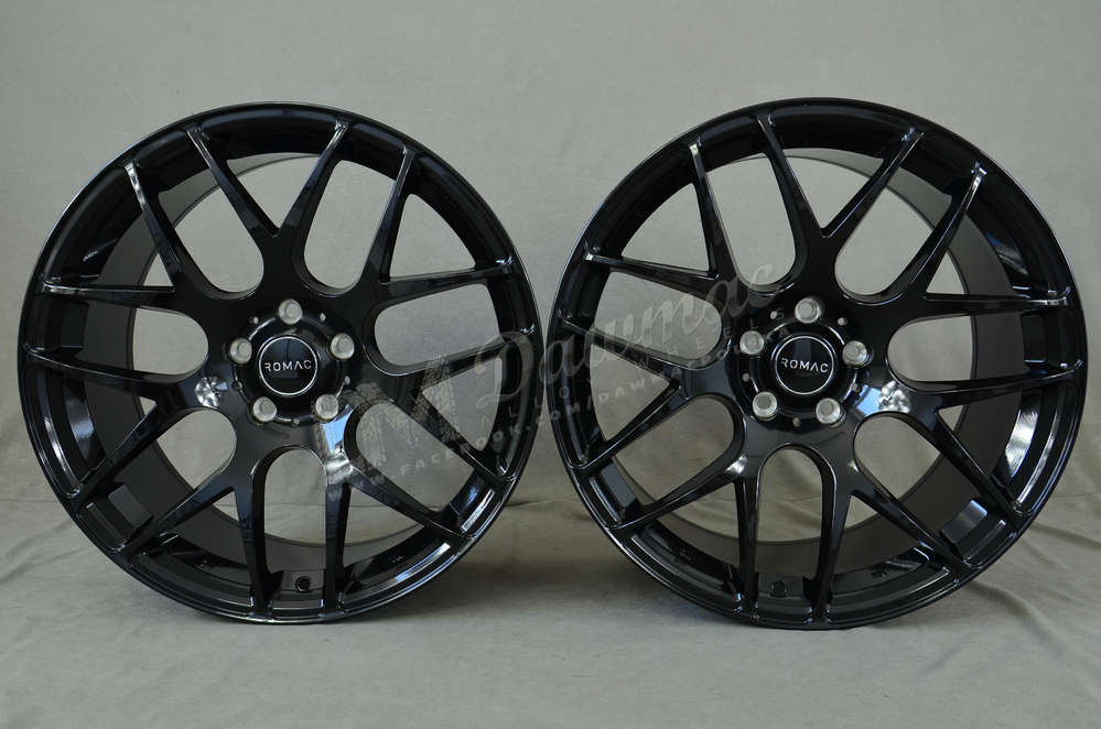 Romac Radium 19" 8,5J ET45 + 9,5J ET45 5x112 Gloss Black