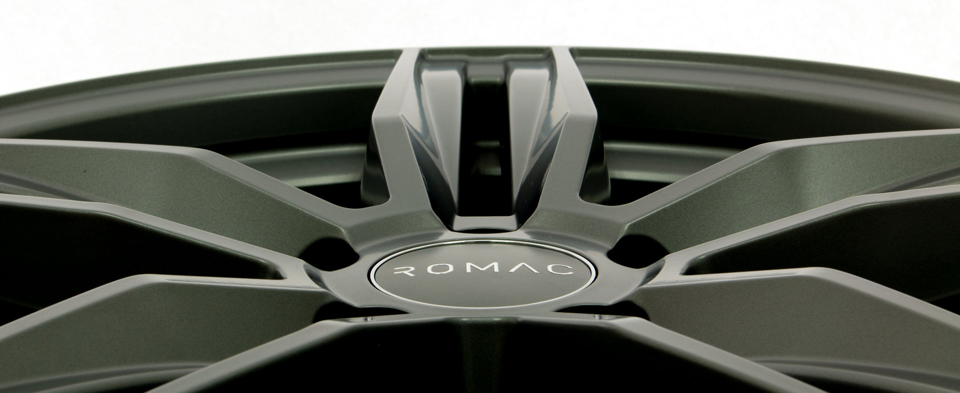 Romac Venom 19" 8,5J ET32 5x112 Matt Carbon - obrazek 3