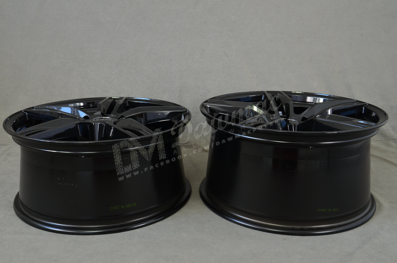 Romac Venom 19" 8,5J ET35 + 9,5J ET38 5x120 Gloss Black - obrazek 7