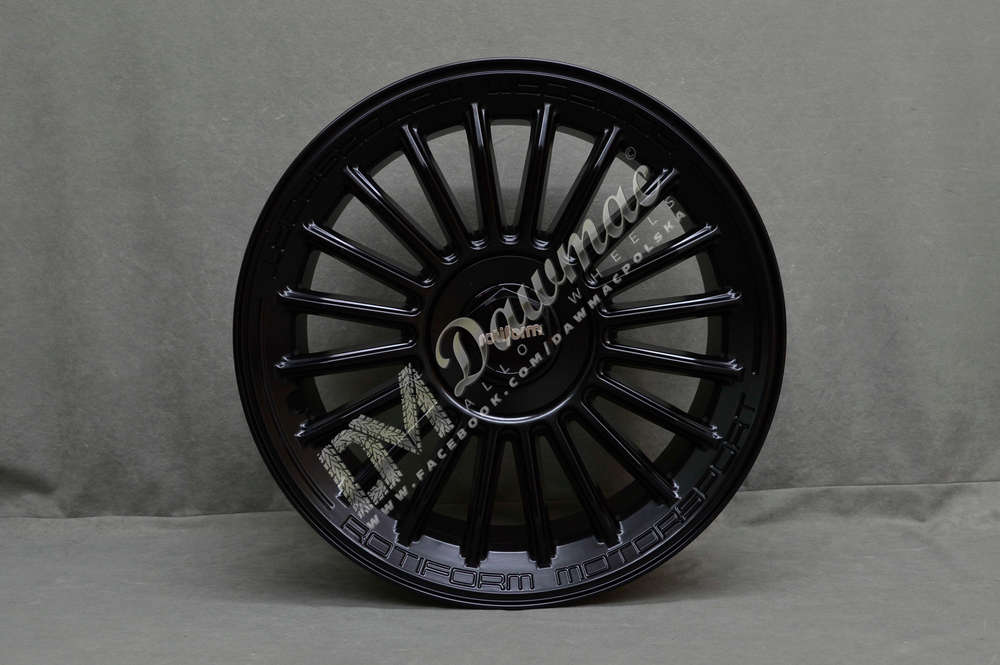 Rotiform BUC-M 19" 8.5J ET45 5x100/5x112 Matte Black