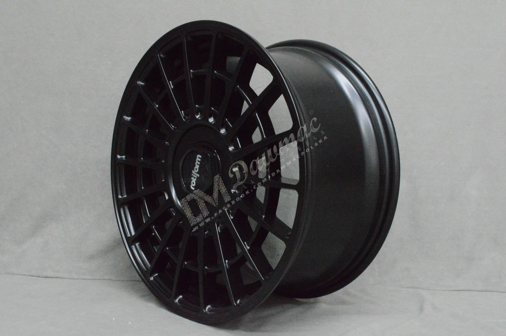 Rotiform LAS-R 18" 8.5J ET35 5x100/5x114.3 Matte Black - obrazek 5