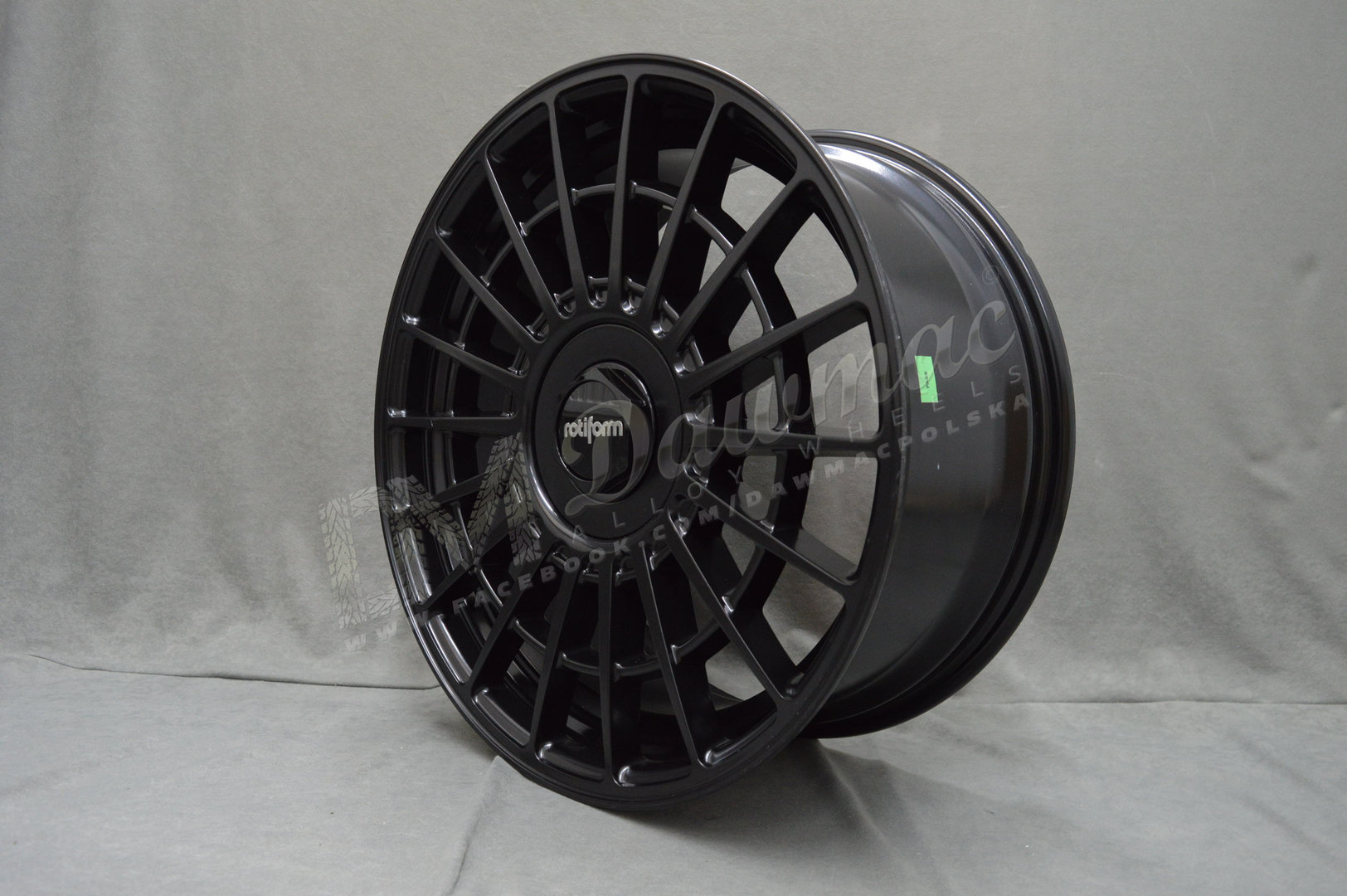 Rotiform LAS-R 18" 8.5J ET35 5x112/5x120 Matte Black - obrazek 4