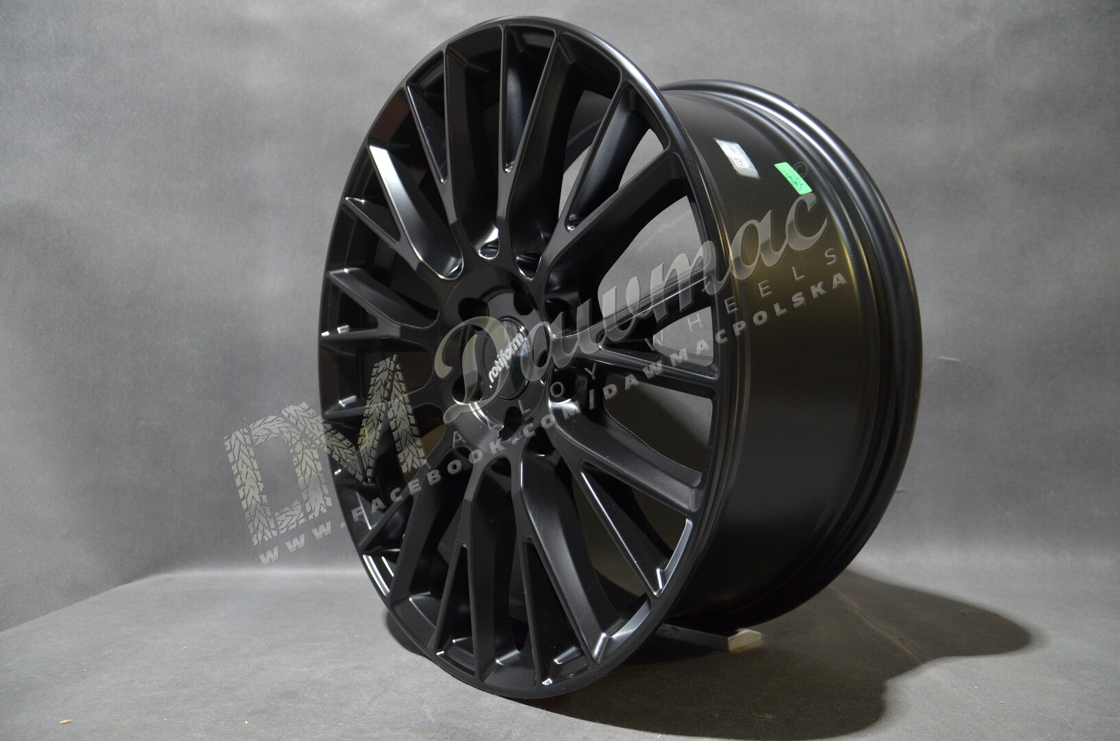 Rotiform LSE 20" 10J ET40 5x120 Satin Black - obrazek 4