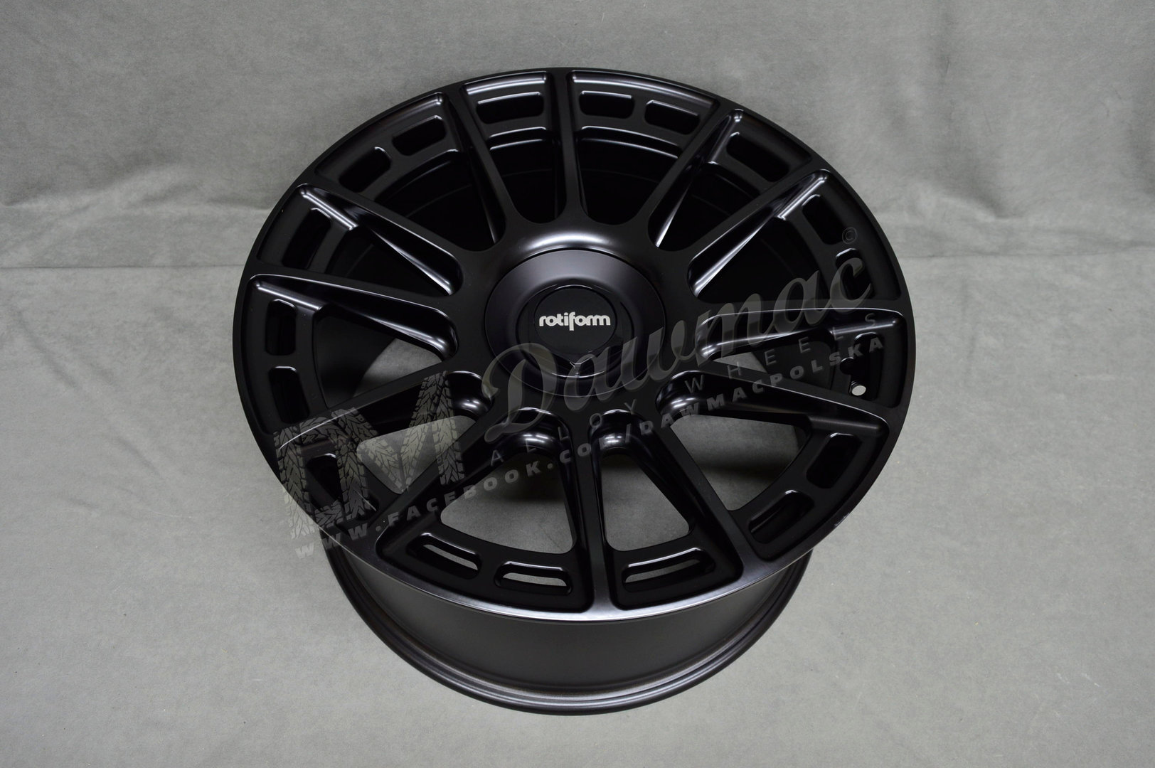 Rotiform OZR 18" 8.5J ET45 5x100/5x112 Matte Black - obrazek 5