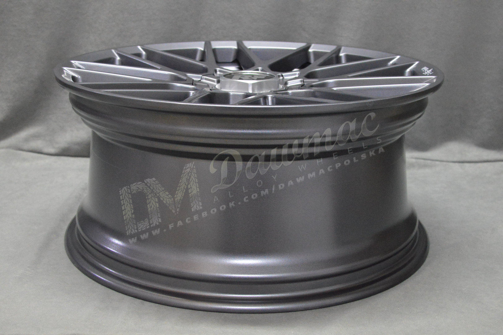 Rotiform RSE 20" 8.5J ET45 5x112/5x114.3 Matte Anthracite - obrazek 10