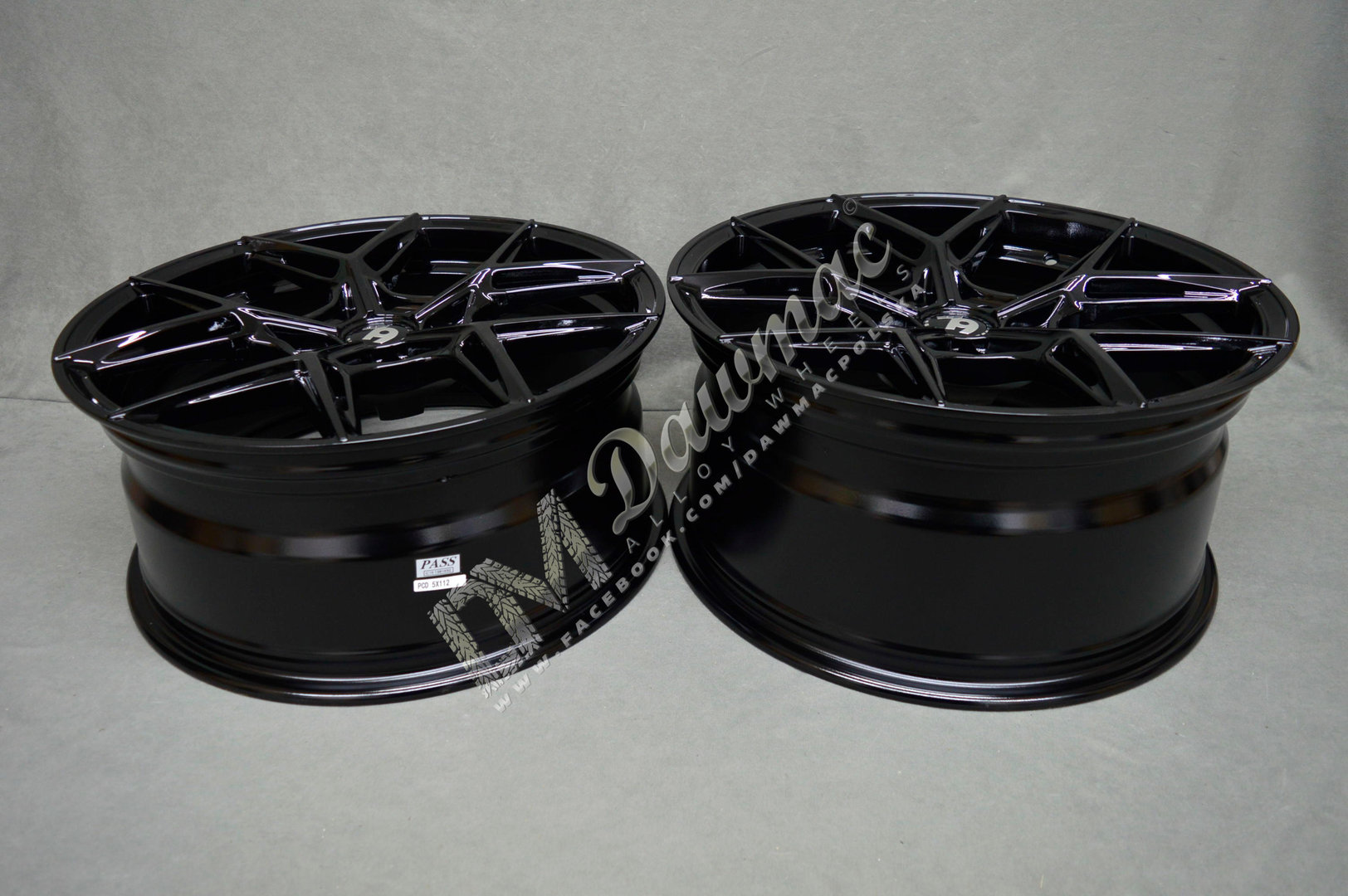 Seventy9 SCF-B 18" 8J ET35 + 9J ET40 5x112 Black Glossy - obrazek 6