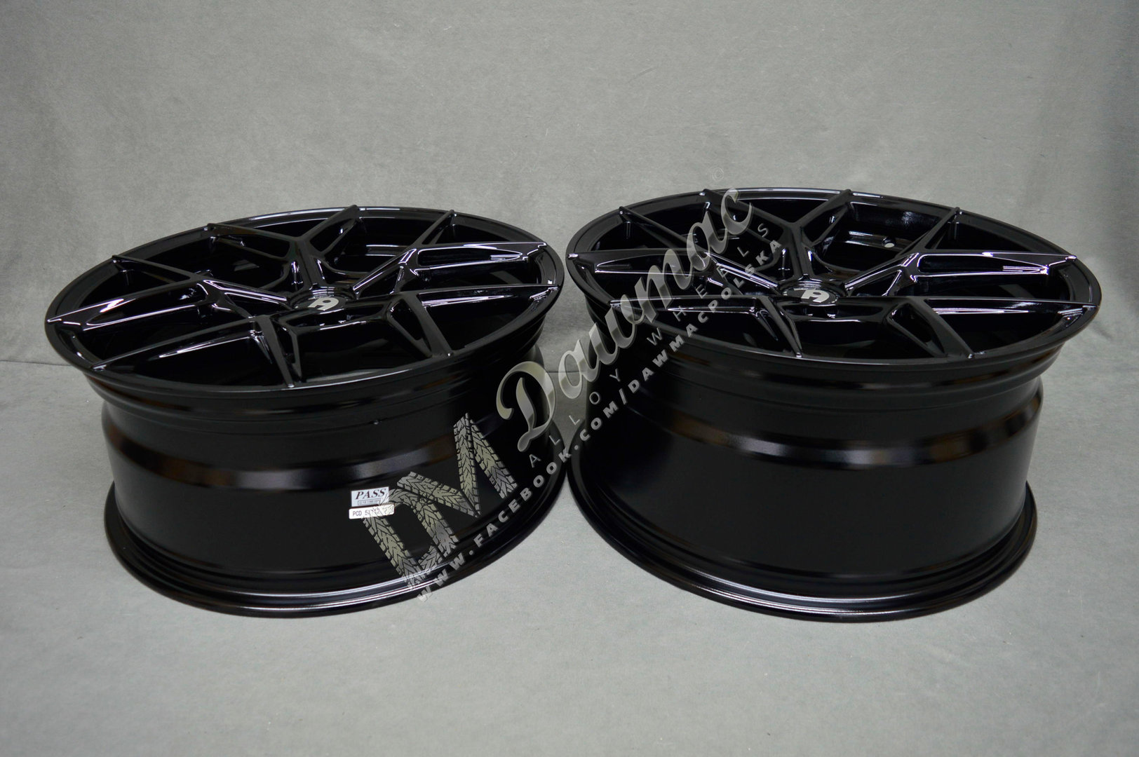 Seventy9 SCF-B 18" 8J ET40 5x114,3 Black Glossy - obrazek 7