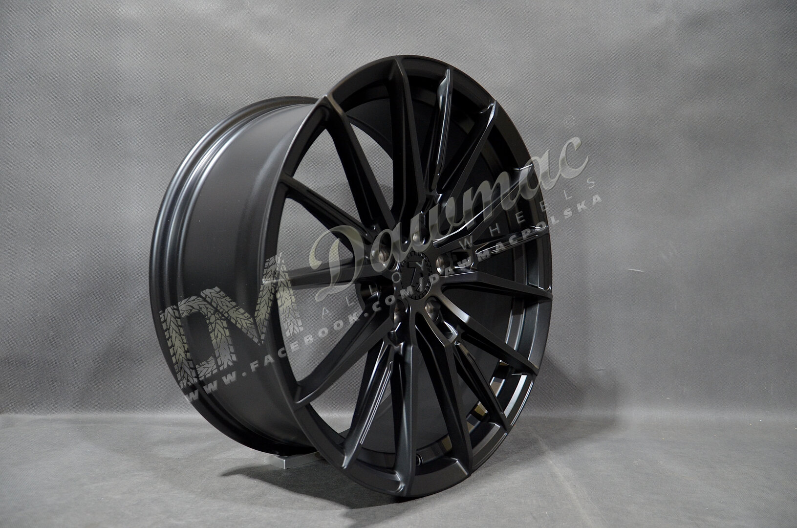 Seventy9 SCF-S 19" 8,5J ET30 5x112 Half Black Matt - obrazek 3