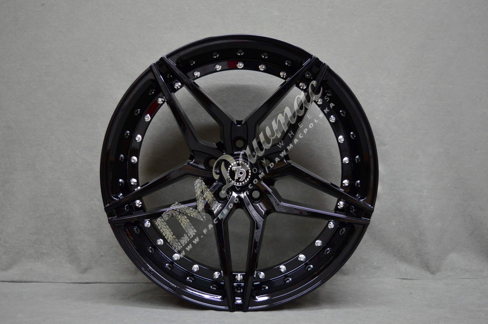 Seventy9 SV-AR 19" 8,5J ET30 5x120 Black Glossy - obrazek 2