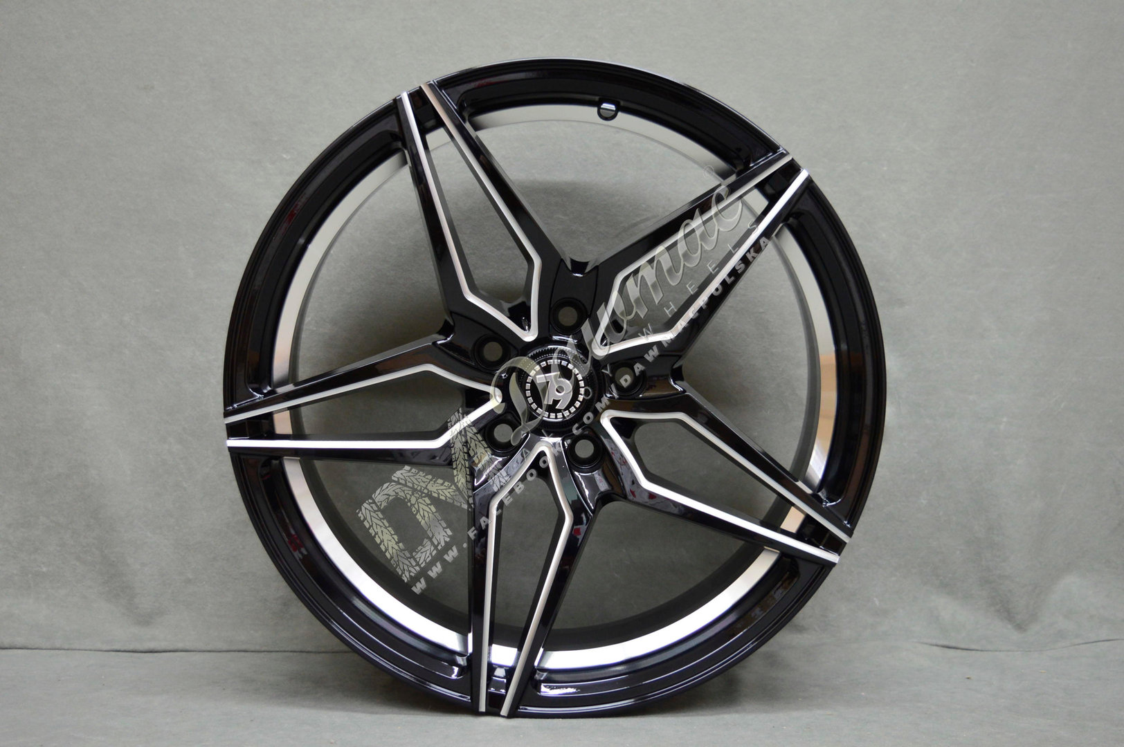 Seventy9 SV-A 18" 8J ET30 + 9J ET35 5x120 Black Glossy Window Inner Lip - obrazek 2