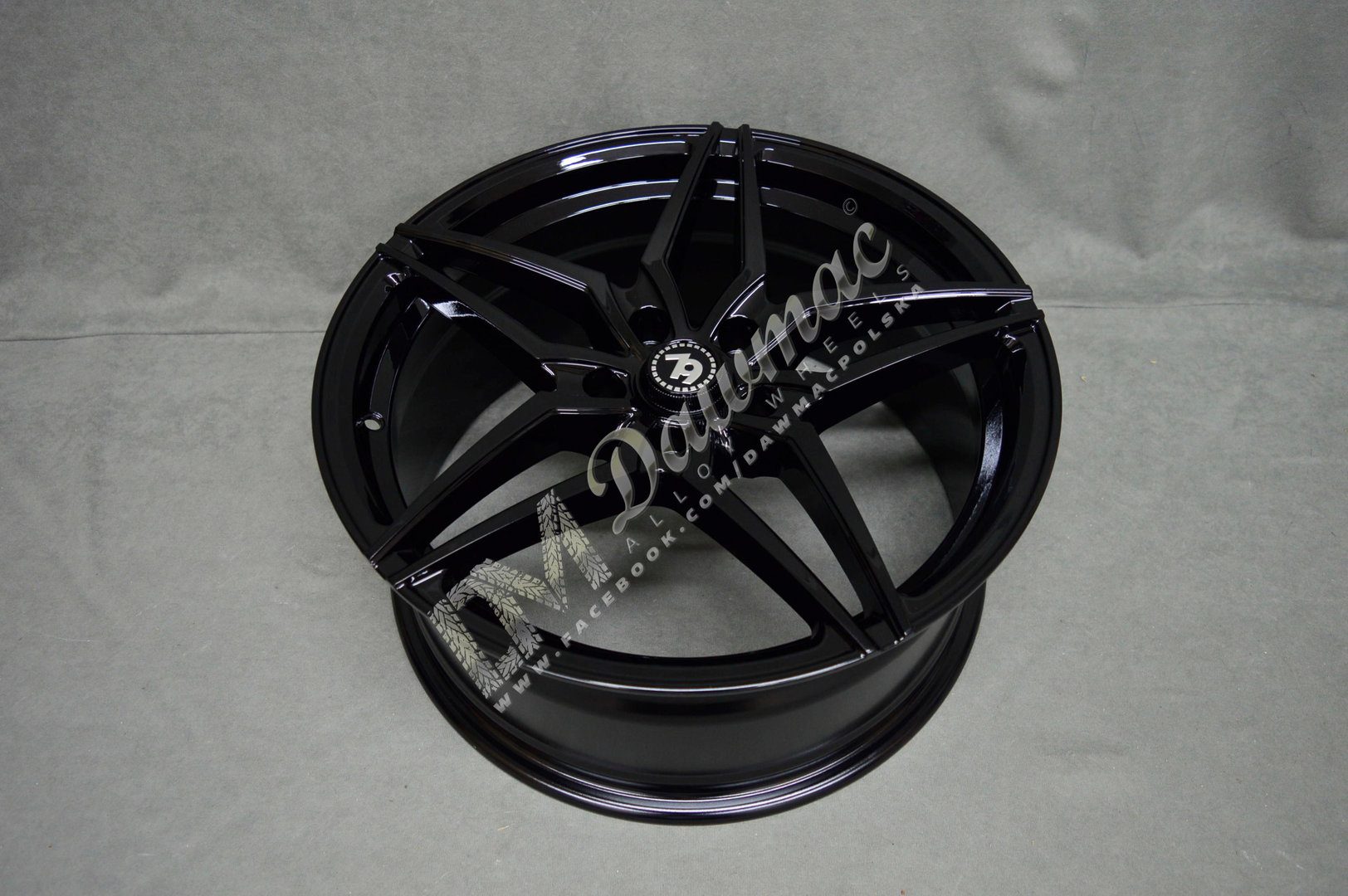 Seventy9 SV-A 18" 8J ET40 5x114,3 Black Glossy - obrazek 5