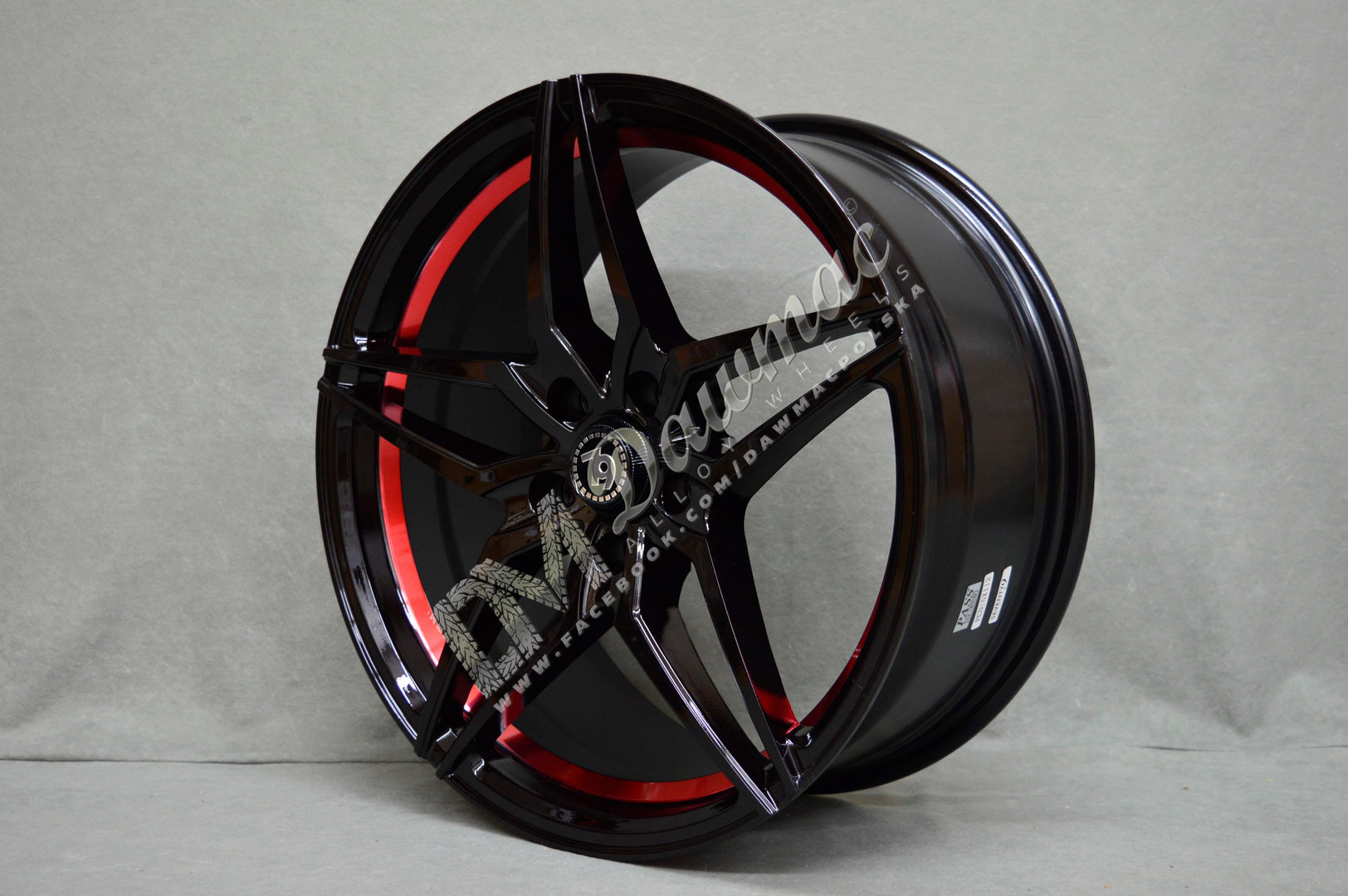 Seventy9 SV-A 18" 9J ET40 5x112 Black Glossy Red Inner Lip - obrazek 3