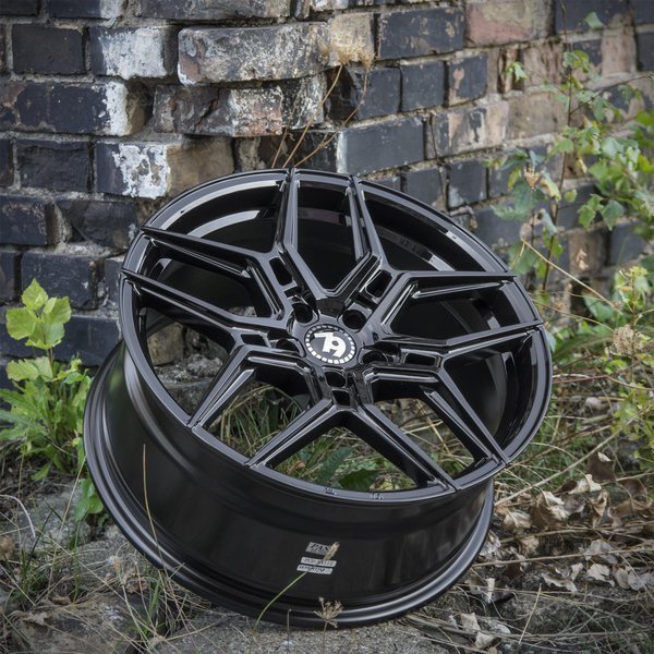 Seventy9 SV-B 19" 8,5J ET33 5x120 Black Glossy - obrazek 8