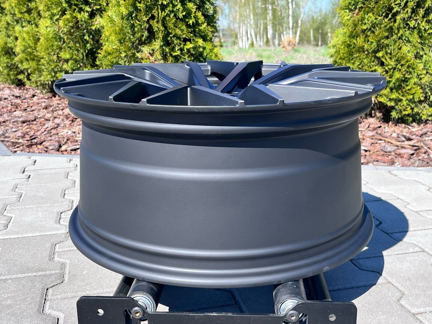 Seventy9 SV-C 19" 8.5J ET40 5x114.3 Black Glossy Gold Front - obrazek 7