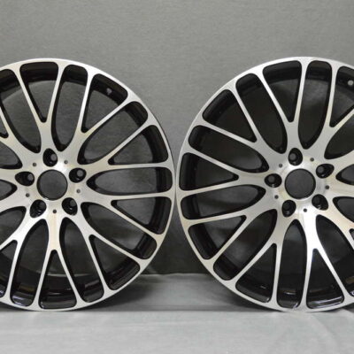 WOLFRACE PITONE 20" 9J ET22 + 10,5J ET28 5x120