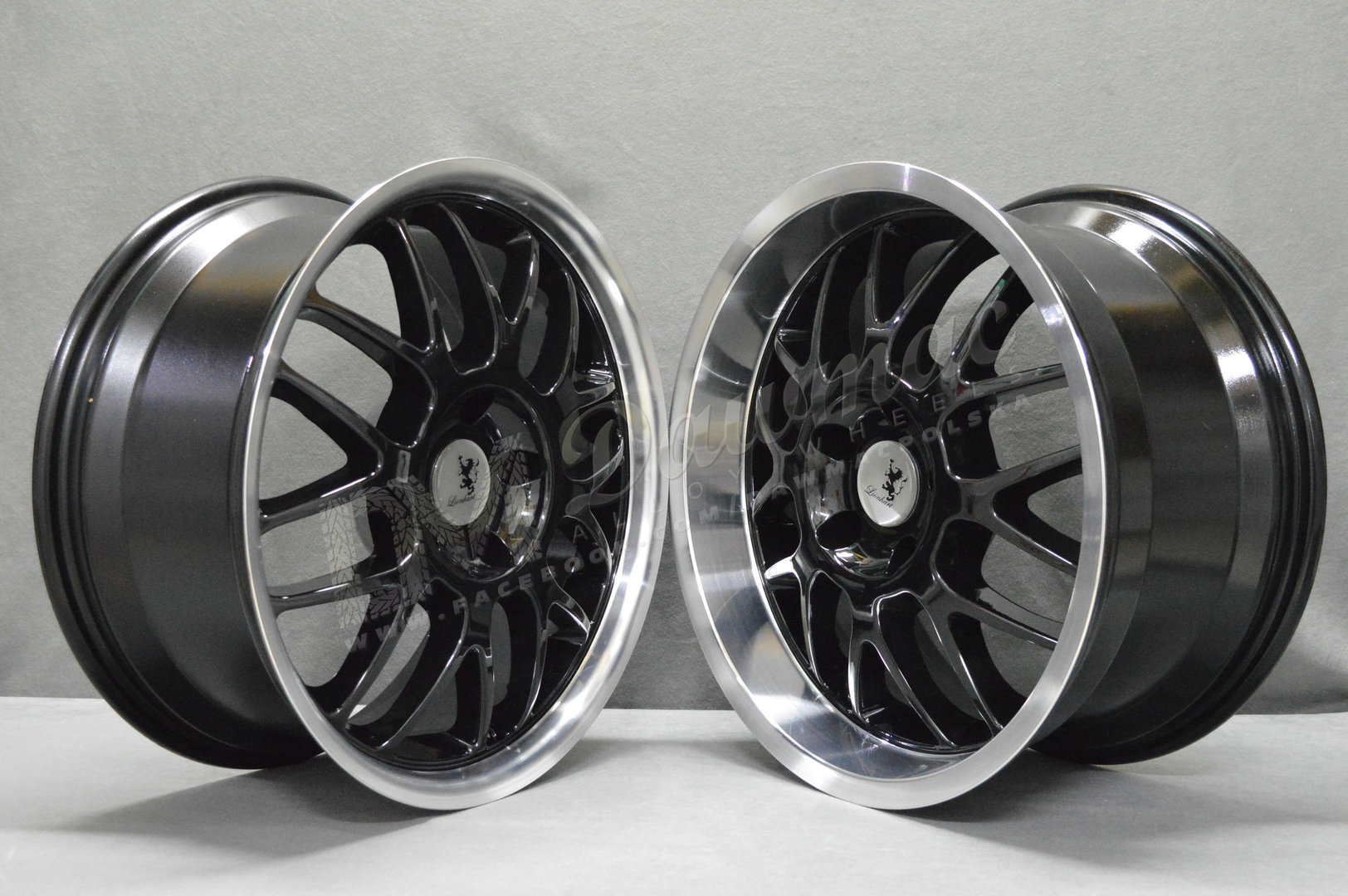 WOLFRACE STUTTGART 18" 8J ET35 + 9J ET35 5x120 Gloss Black - obrazek 3