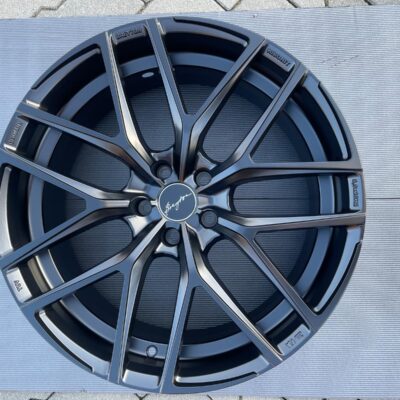 Breyton Hibonit 20" 8.5J ET35 5x112 Matt Black