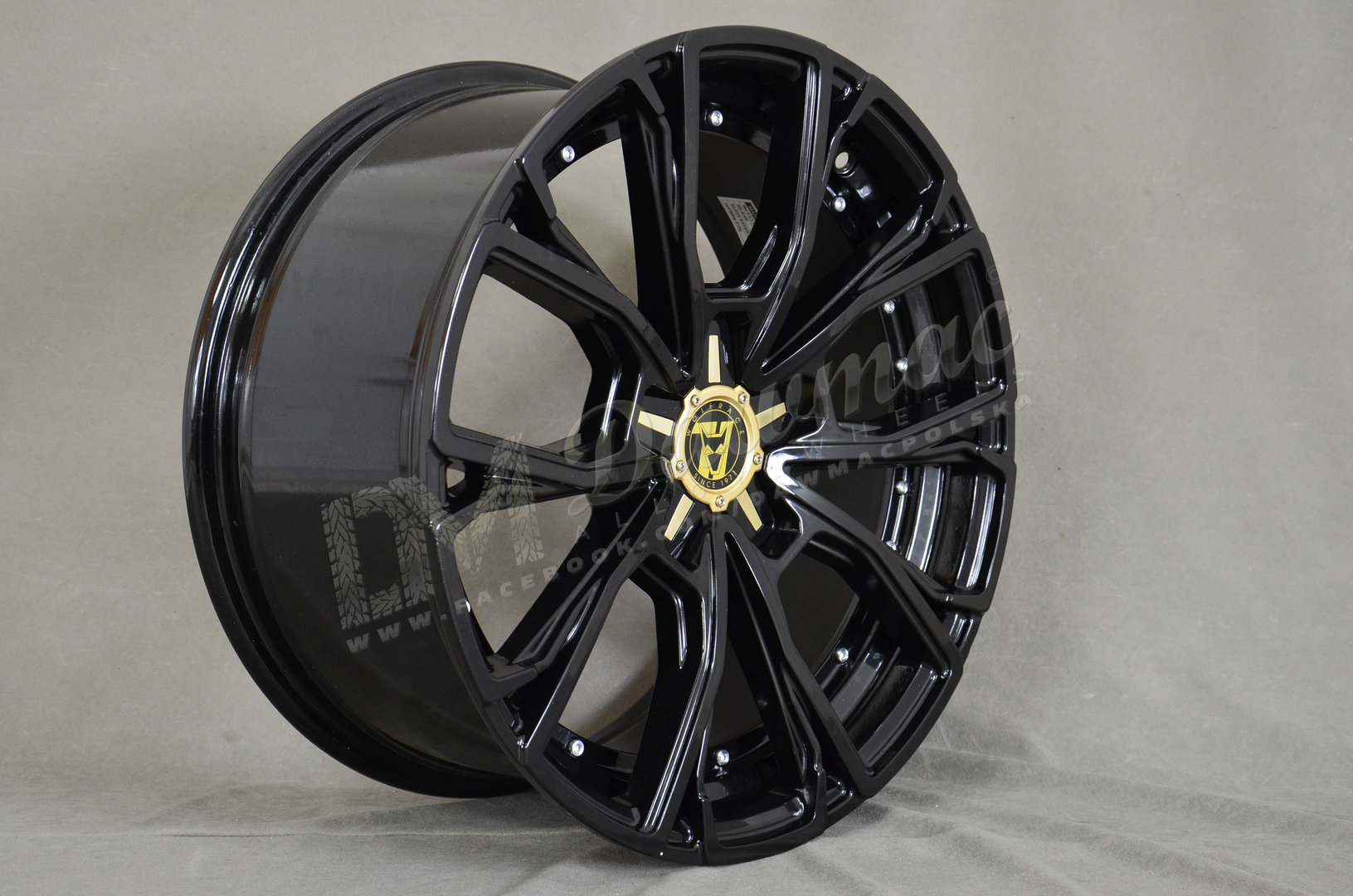 Wolfrace 71 Matrix 20" 8,5J ET40 5x114,3 Gloss Raven Black - obrazek 3