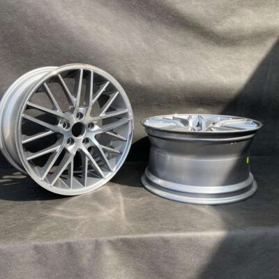 Wolfrace 71 Munich 521 18" 8J ET35 + 9,5J ET35 5x112 Gun Metal Polished