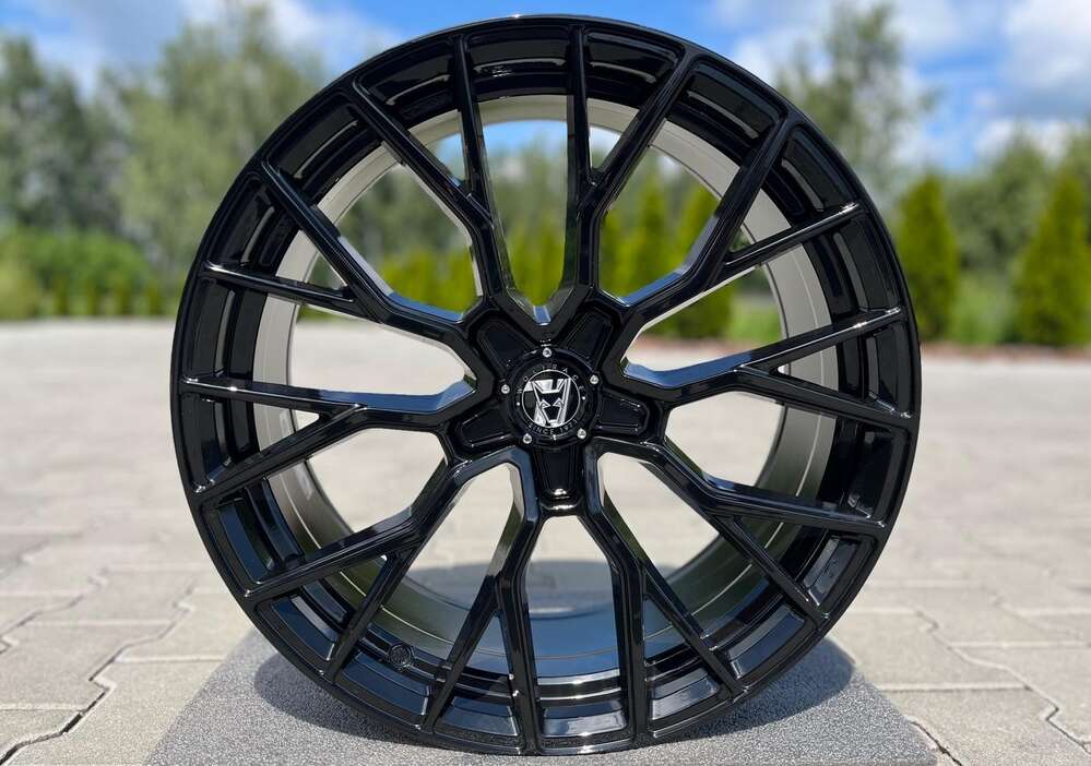 Wolfrace 71 Munich GTR 20" 8,5J ET40 5x114,3 Gloss Raven Black