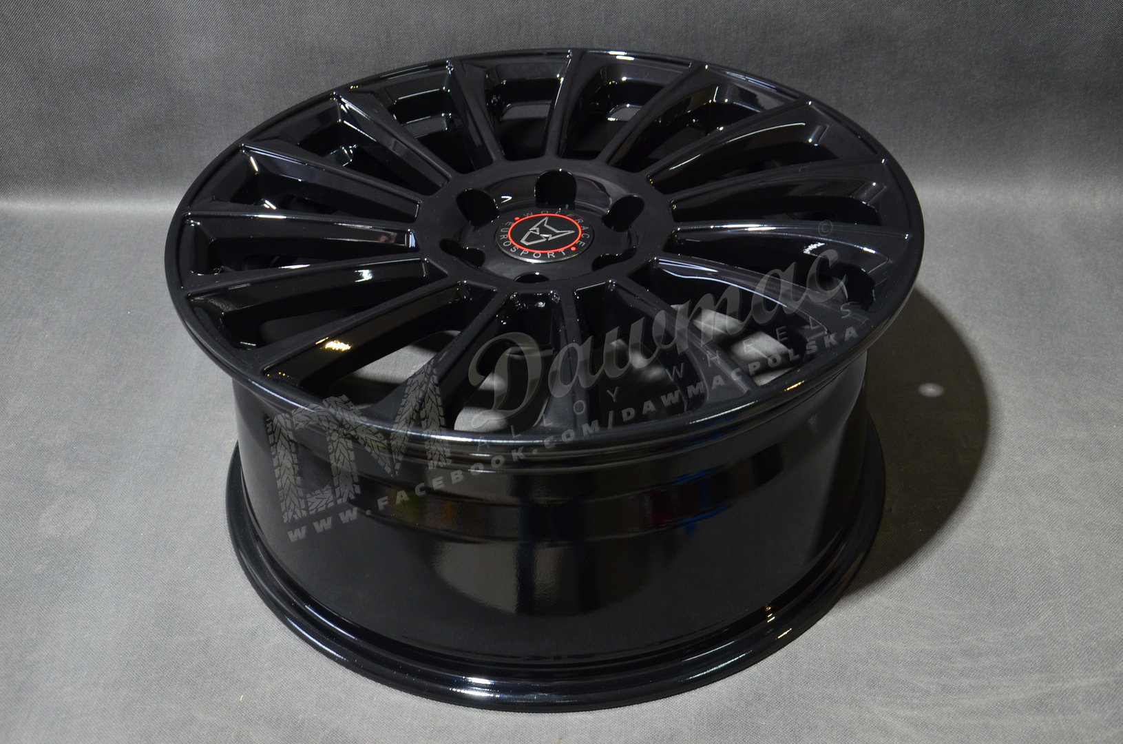 Wolfrace Eurosport AeroX 20" 8,5J ET45 6x130 Gloss Black - obrazek 5