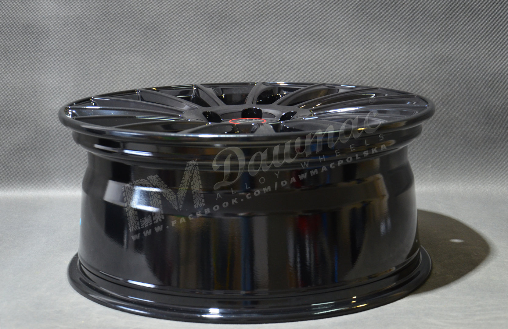 Wolfrace Eurosport AeroX 20" 8,5J ET45 6x130 Gloss Black - obrazek 6