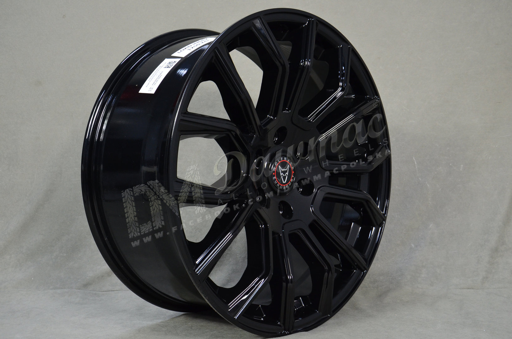 Wolfrace Eurosport Evoke X 20" 8,5J ET45 6x130 Gloss Black - obrazek 3