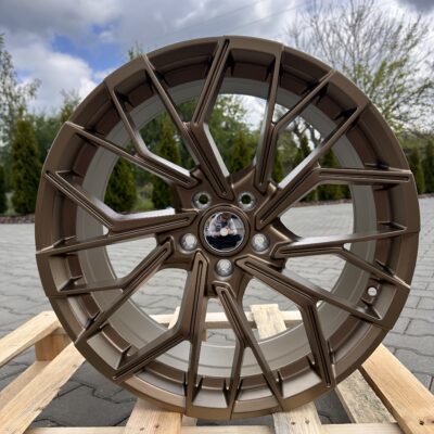 Carbonado HELIX 19" 8.5J ET45 5x112 Satin Noble Bronze